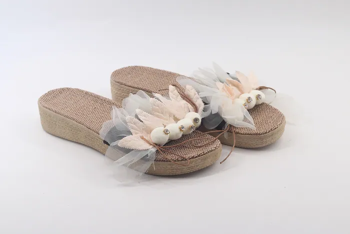 Slippers ES20-613 — H.E.R